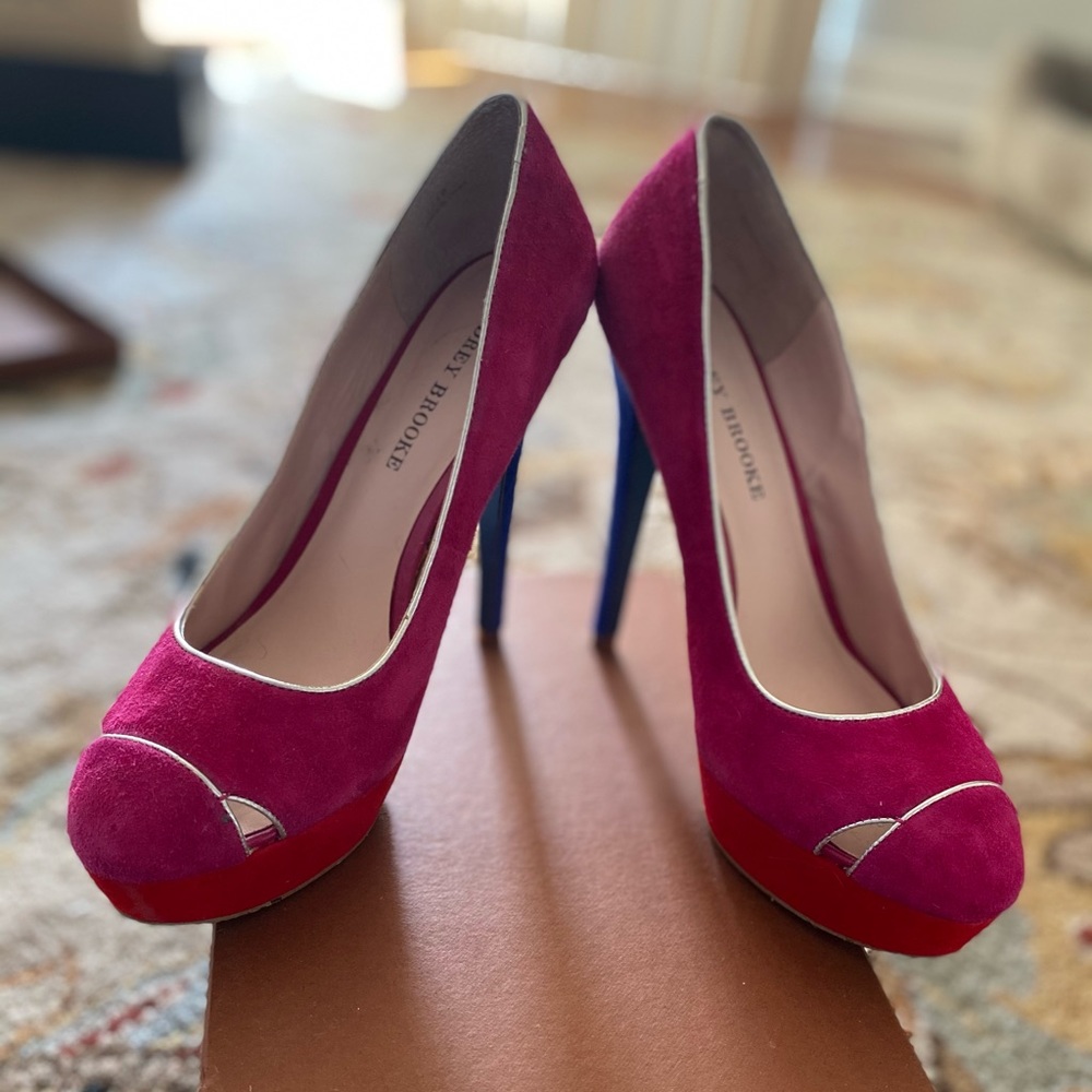 2/$50 Audrey Brooks tricolor platform heels